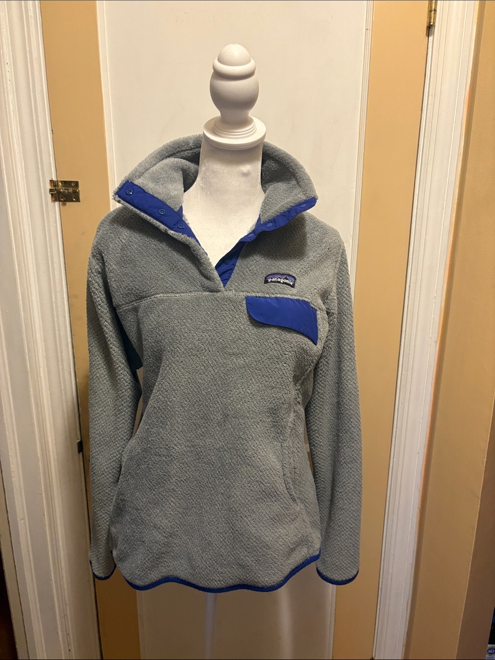Women’s Grey  Patagonia Jacjet